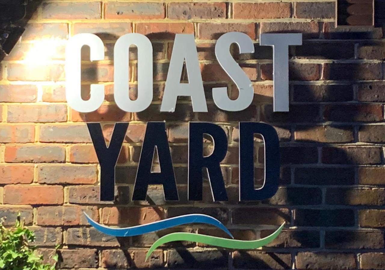 The Coast Yard B & B Chalet Hotel Selsey Esterno foto